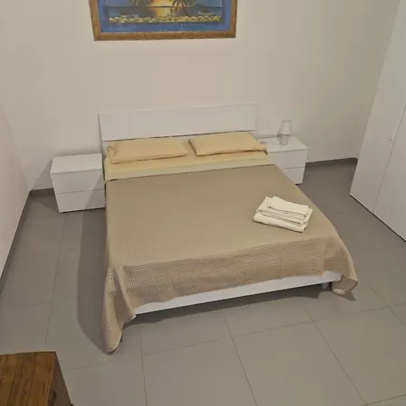 Nina's House, Nonno Pepe