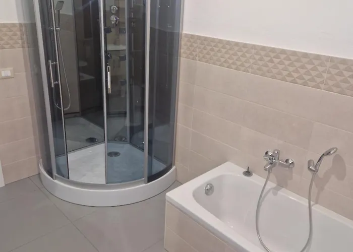 Nina's House, Nonno Pepe *